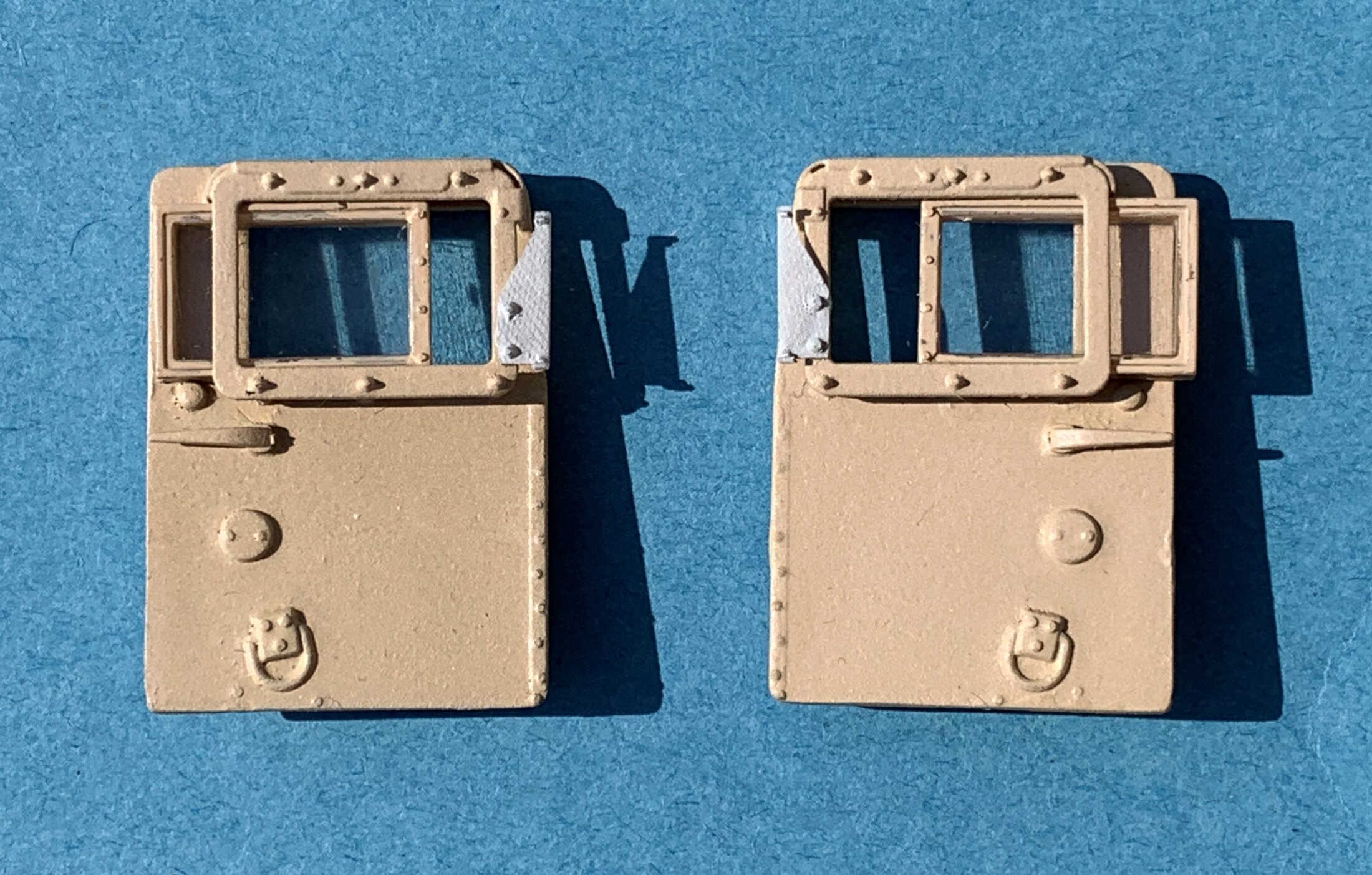 M1165 Army GMV - doors